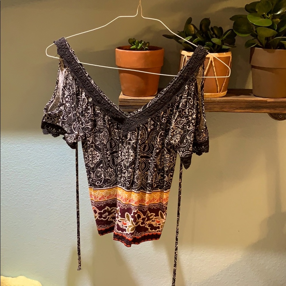 PacSun Open Shoulder Blouse